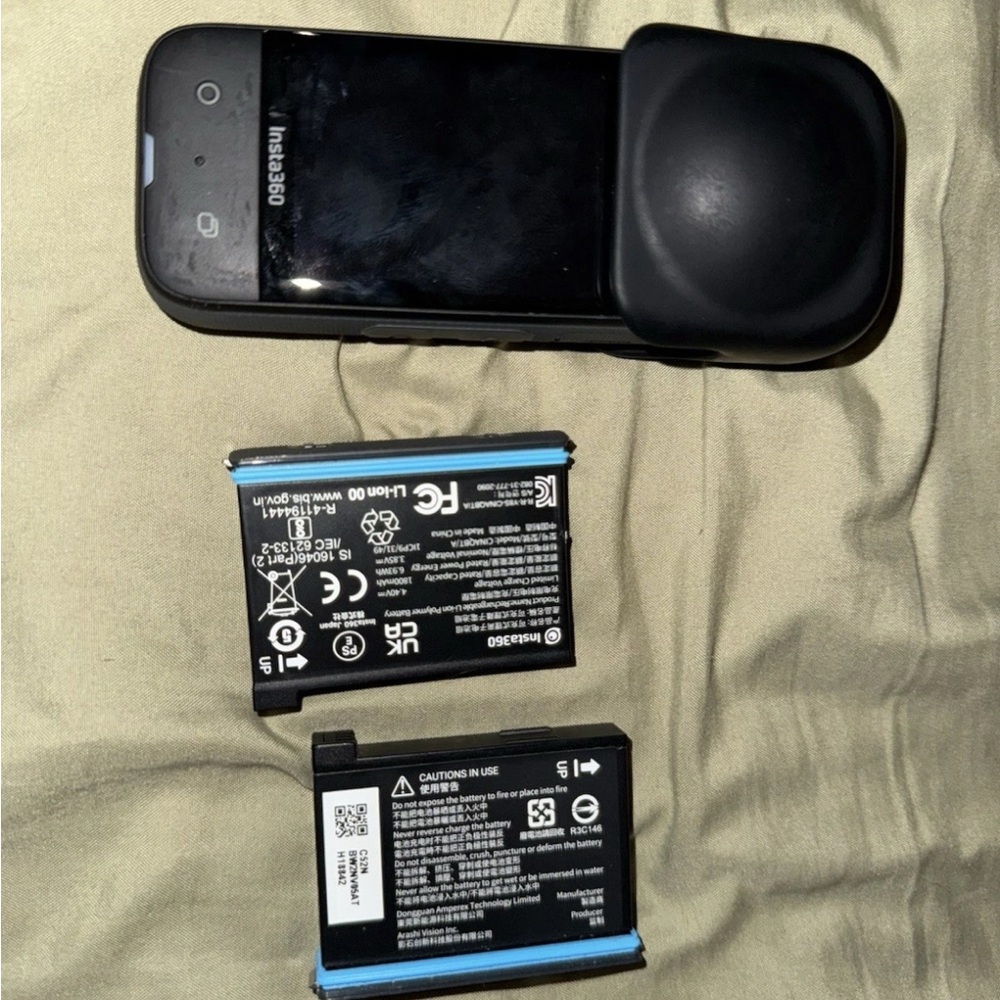 Insta360 X3 Used with 3 batteries